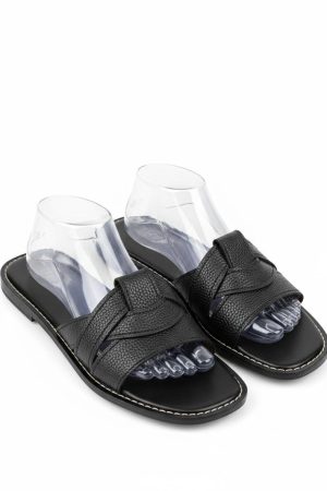 Textured Crisscross Slide