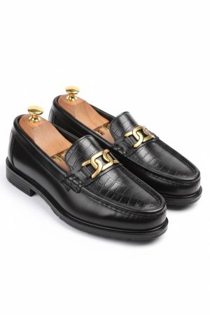 Crocodile-Embossed Leather Moccasin