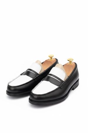 Classic Two-Tone Leather Penny Mocassin